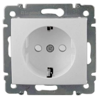 Розетка 2К+3 Legrand Valena 16A 250V с/з со шторками винтовой зажим белая 774421